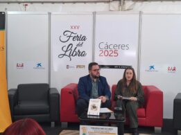 Isabel María Marcos Presenta La Obra Ganadora Del Accésit 2023 Del Premio Ópera Prima Ana Holgado