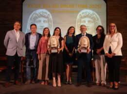 Foto grupal en la gala de entrega del Premio Internacional Genio Protector de la Colonia Augusta Emérita