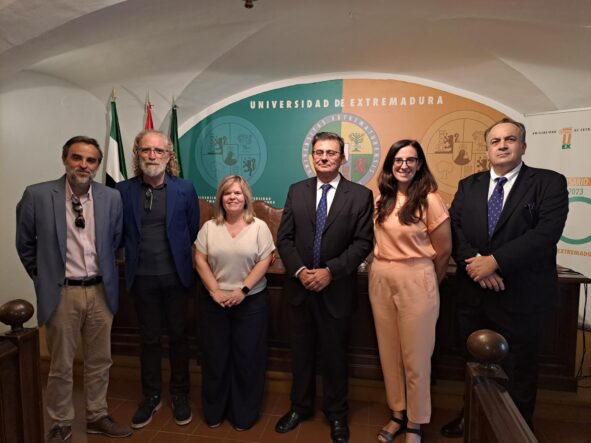 Equipo Decanal Que Acompaña A José Manuel Hernández Mogollón, En El Centro
