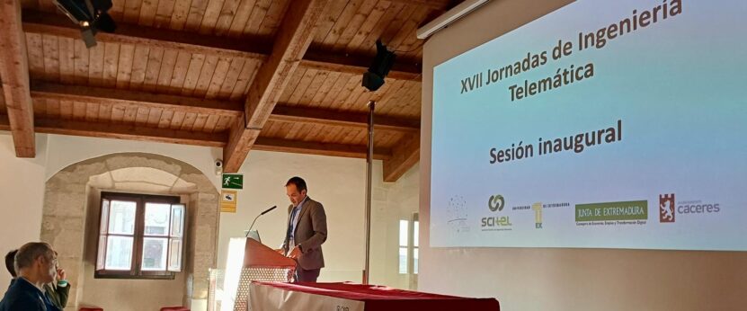Javier Carmona, vicerrector d En El Acto Inaugural De Las Jornadas De Ingeniería Telemática