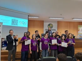 Equipo La Olimpiada De Caminos, Canales Y Puertos De La Escuela Politécnica 5