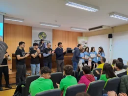 Equipo La Olimpiada De Caminos, Canales Y Puertos De La Escuela Politécnica 6