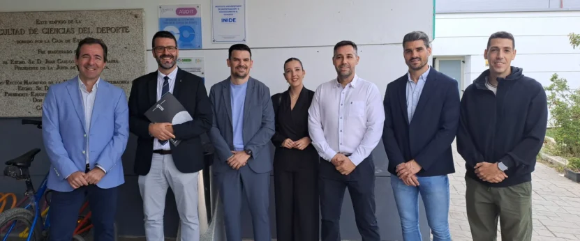 Foto De Grupo Momentos Antes De La Presentación De INIDE