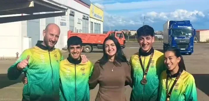 Equipo De Atletismo De La UEx Portada