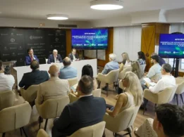 Presentación del Convenio Entre Consejo Social Y Cámara Badajoz