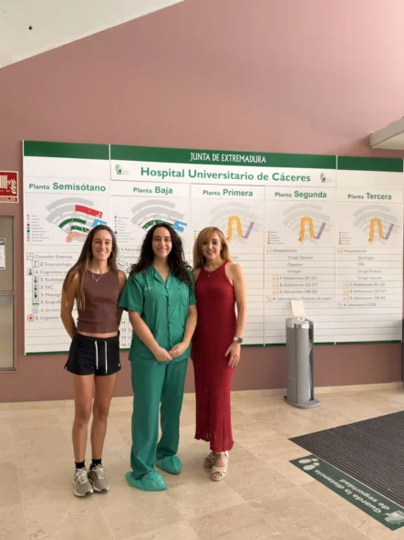 Irene Calero, Azahara Montero, María Concepción Gil, investigadoras UEx