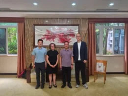 Laura Fielden En Chongqing