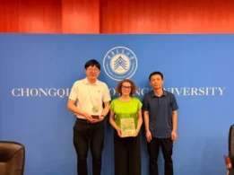 Reunión Con Los Directivos De Relaciones Internacionales Chongqing Jiaotong University
