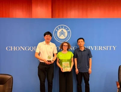 Reunión Con Los Directivos De Relaciones Internacionales Chongqing Jiaotong University