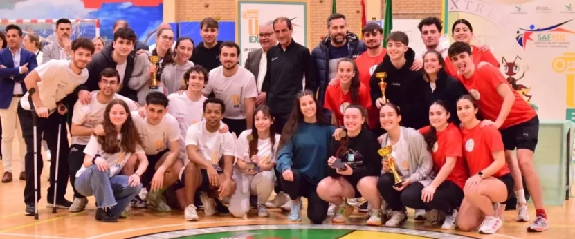 Imagen De Archivo Final Del Trofeo Rector