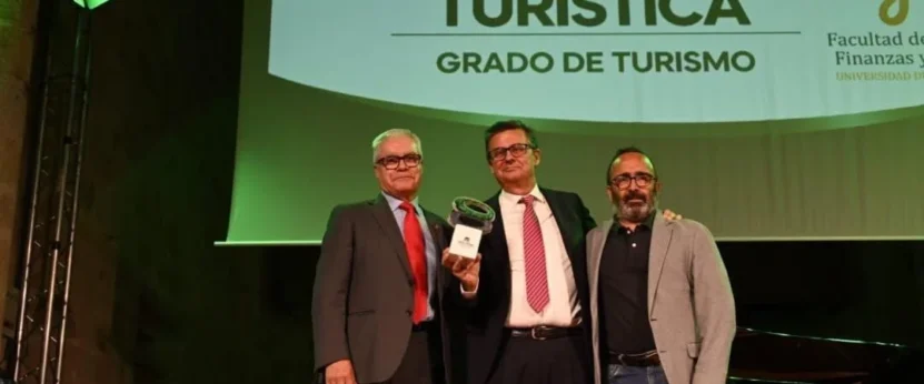 Premio Innovación Turística a la Facultad de Empresa, Finanzas y Turismo de la UEx